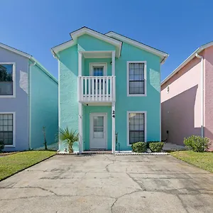  Holiday home Castles West T24
